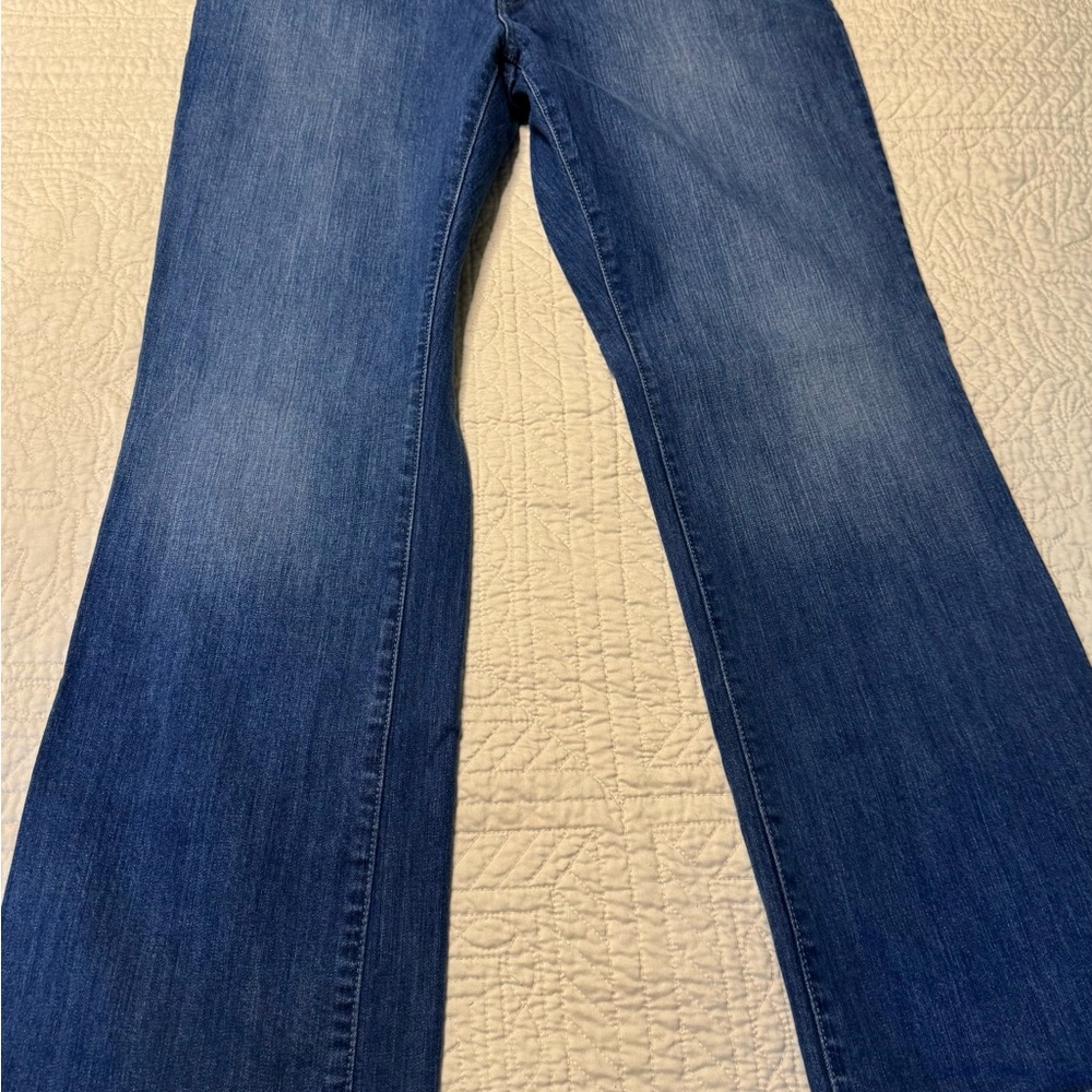 Levi's Women's Boot Cut Jeans in Classic Blue